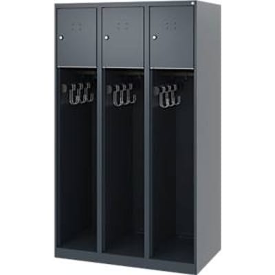 Brandweerkluis C+P Evolo Youngster, 3 vakken, zonder helmhouder, vloerglijders, B 900 x D 500 x H 1530 mm, RAL 7016 antracietgrijs
