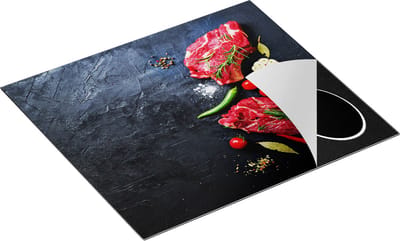 Chefcare Inductie Beschermer Rood Vlees met Groentes op een Marmeren Plaat - 60x50 cm - Afdekplaat Inductie - Kookplaat Beschermer - Inductie Mat