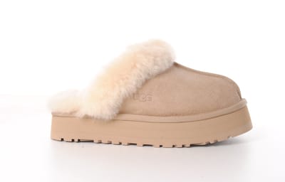 UGG® Disquette voor dames  in Beige, Maat 39, Suede