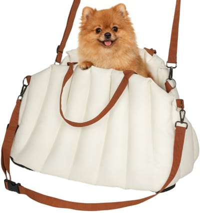 Daity Een hondenreistas van Oxford-stof, met vulling en riem, en twee draagriemen. Geschikt voor honden tot 5 kg. (Gebroken wit)