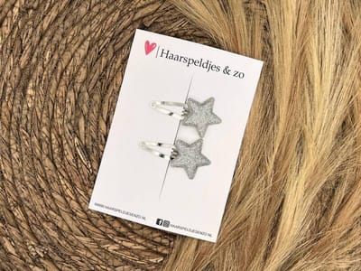 Haarspeldje ‘Stars’ - ster – sterretje - glitters - zilver - kerst – feestdagen — 5 cm