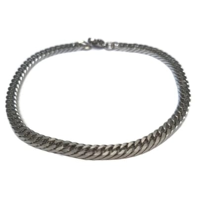 Aramat Jewels | Armbanden | Zilverkleurige Afgevlakte Gourmet Armband Staal | | | |4mm | Staal | Volwassenen | Verkleurd niet