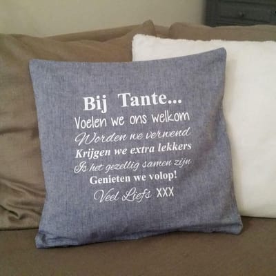 Kussen Kussenhoes tekst cadeau Regels voor Bij tante Thuis | Grijs met wit maat 40x40 | cadeau feestdagen sinterklaas kerstmis