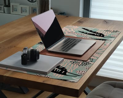 Coloray Bureau Onderlegger - Natuurbladeren Bureaumat - 100 cm x 50 cm - Veelkleurig Bureau Onderlegger - Onderlegger Bureau - Bureau Onderlegger Groot - Bureau Onderlegger XXL - Computer Mat