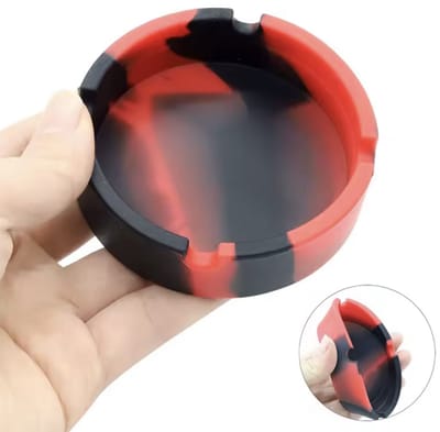 Kleine siliconen asbak - Klein asbakje - Siliconen - 8CM - Zwart/Rood - Flexibele asbak - Cadeautje - CHPN