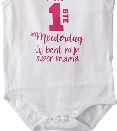 Rompertje baby meisje roze tekst cadeau eerste moederdag | eerste moederdag jij bent mijn super mama |  korte | wit roze fucsia | maat 86-92