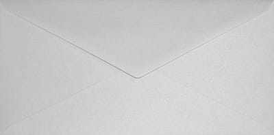 25 Lange Parel Witte Enveloppen 110x220mm Glanzend voor Uitnodigingen en Bedankkaarten