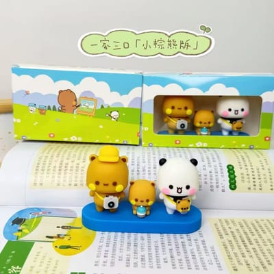 Une Famille de Quatre Bubu Et Dudu Figurine Jouet Voiture Ornements Poupées Jouets Mignon Dessin Animé Panda Ours Poupée Accessoires Cadeau de Noël