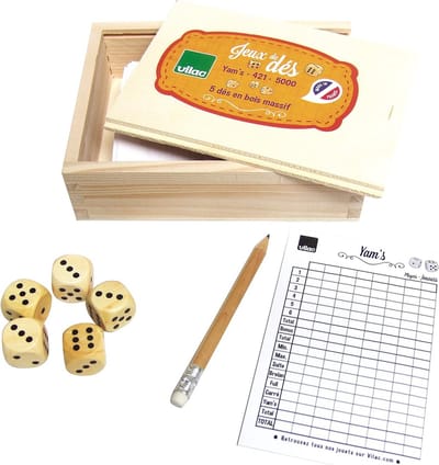 Klassiek Dobbelspel met Houten Dobbelstenen en Scoreblok