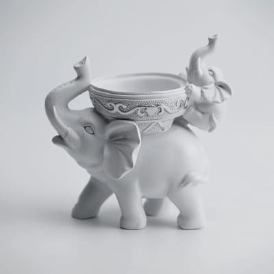 Decoratieve Olifant Theelichthouder van Hars - Kleine Kaarsenstandaard voor Thuisdecoratie in Wit-Zilver