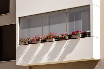 Coloray Buitenrolgordijn - Licht koelgrijs Zonwerend Gordijn - 40x180 cm - Windscherm Balkon - UV-Bescherming Buiten - Buitenjaloezie - Zonnescherm Verticaal - Privacy Scherm Terras - Zonwering Balkon