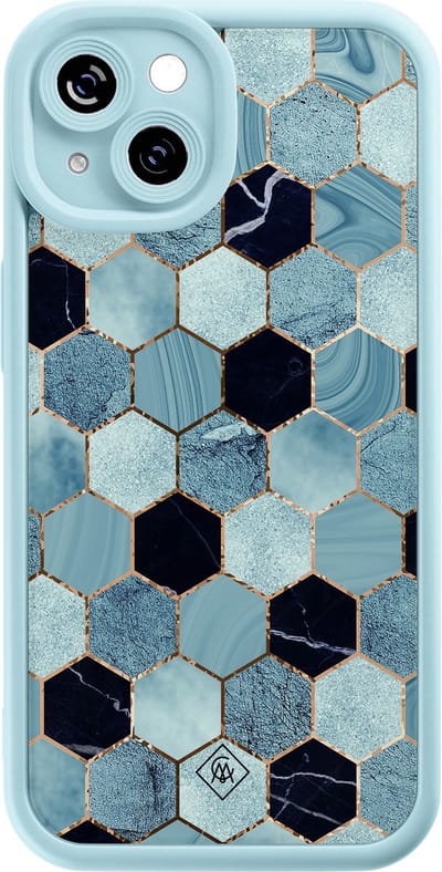 Casimoda® hoesje - Geschikt voor iPhone 15 - Blue Cubes - Effen telefoonhoesje met lensbescherming - Siliconen/TPU - Backcover - Blauw