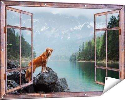 Gards Tuinposter Doorkijk Retriever Hond bij het Water in de Bergen - 120x80 cm - Tuindoek - Tuindecoratie - Wanddecoratie buiten - Tuinschilderij