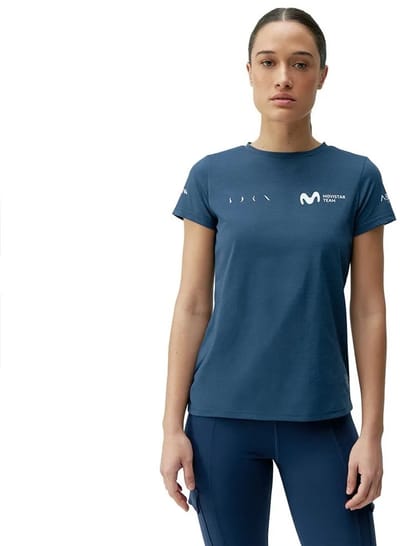 Born Living Yoga Movistar T-shirt Met Korte Mouwen Blauw XL Vrouw
