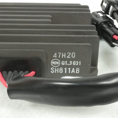 Régulateur redresseur de tension origine pour Moto Suzuki 650 GSXF 2008 à 2012 47H20 SH811AB 32800-47810-RX0 Neuf