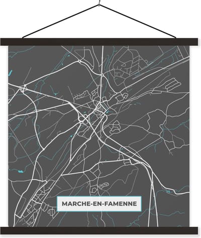 Posterhanger incl. Poster 60x60 cm - Schoolplaat - België – Marche en Famenne – Stadskaart – Kaart – Blauw – Plattegrond - Textielposter - Zwarte latten - Stadskaart