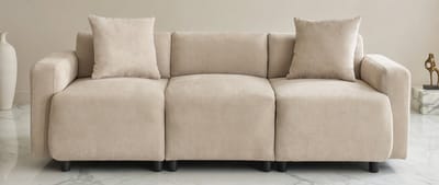 Luxe Moderne 3-Zitsbank – Fluwelen Beige Woonkamerbank met Decoratieve Kussens – Comfortabele Designbank voor Familie, Koppels en Ontspanning House&Garden