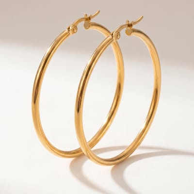 Lundholm 6 cm Eefje Oorringen Dames Goudkleurig – Premium Stainless Steel Gold PVD Plated – Grote Hoops – Oorringen 6 cm – Statement Oorbellen Dames – Waterproof & Hypoallergeen – Scandinavisch Design