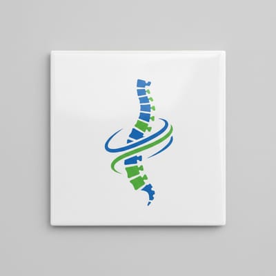 Abstracte Wervelkolom & Wellness Symbool Keramische Tegel – Moderne Gezondheid & Balans Wanddecoratie – 15 x 15 cm