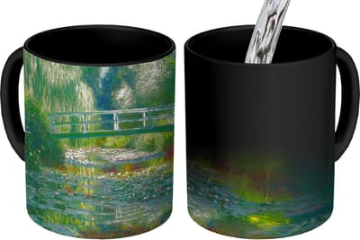 Magische Mok - Foto op Warmte Mokken - Koffiemok - Brug - Hout - Vijver - Waterlelies - Magic Mok - Beker - 350 ML - Theemok