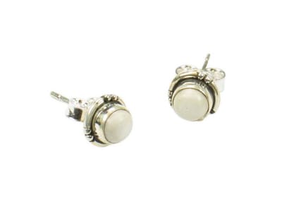Zilveren knop oorbellen Howliet 925 zilver