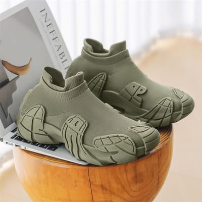 Populaire Heren Casual Schoen Sportschoenen voor Heren Lente en Zomer Nieuwe Ademende Casual Schoenen Herenschoen Veelzijdige Papa Schoenen 45 legergroene kleur