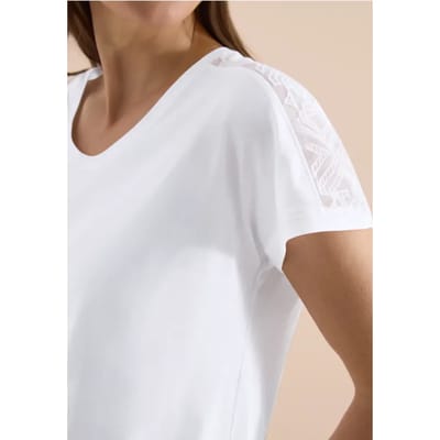 Shirt met overhangende schouders en kanten details