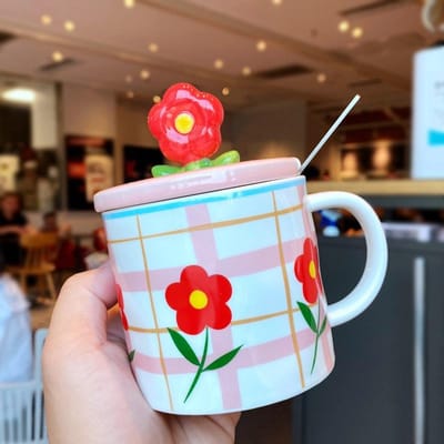 Hoge Waarde Tulp Keramische Waterbeker Mok met Deksel Zomer Creatief Koppelbeker Melk Koffiekop about 380ml