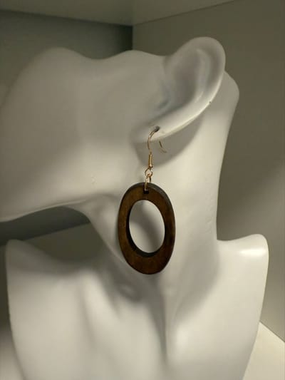 Houten ovale cirkel oorbellen || Make up | Parfum | Moederdag | Verjaardagscadeau| Cadeautje| Valentijnsdag| Kado | sieraden | vaderdag | oorbellen | oorsieraden