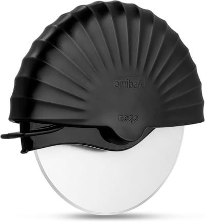 Ergonomische Pizzasnijder met Beschermhoes, Makkelijk te Reinigen en Vaatwasserbestendig, Ideaal voor Thuisgebruik en Professionele Keukens