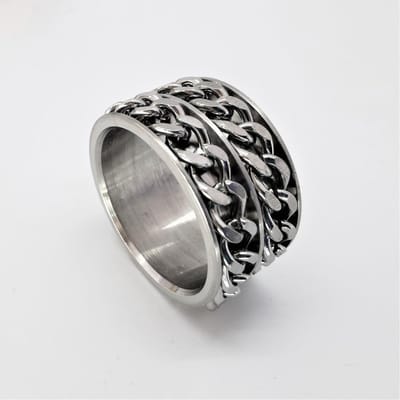 Ring edelstaal brede dubbel schakel ketting in midden, maat 17, Ring zowel geschikt voor dame of heer of als duimring.