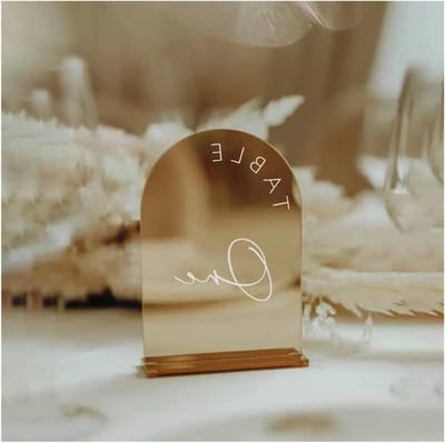 Tafelnummerhouders - Decoratieve borden - Feestdecoratie - Met standaard - 12 x 18 cm - Gouden spiegel