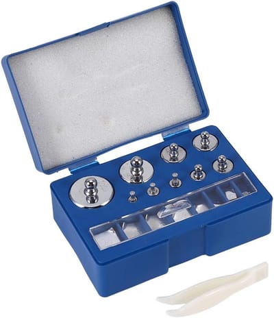 Dailygoods- Kalibratiegewichten Set - 17 Stuks - Precisie Kalibratiegewicht - Roestvrij Staal - Inclusief Opbergkoffer - Foutmarge +/- 0,005 g - Weegschaalgewichten