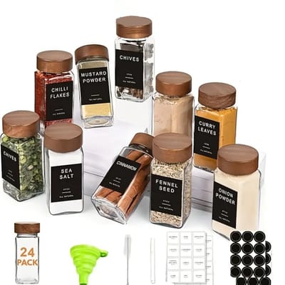 Dutchers® 24 Glazen Kruidenpotjes - Vierkant - 120ml - Houten deksel - BPA vrij - Inclusief trechter & stickers - Anti slip onderkant - Kruidenstrooier - Spice jars