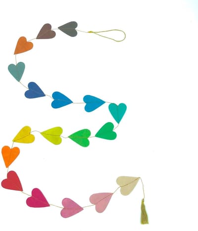 Luna-Leena duurzame multi hartjes slinger - verticale slinger - L 2m - eco dik papier - beide kanten hart dezelfde kleur - handgemaakt in Nepal - heart garland - liefde - romantiek - huwelijk - geboortje - feest - valentijn - jubileum - moederdag