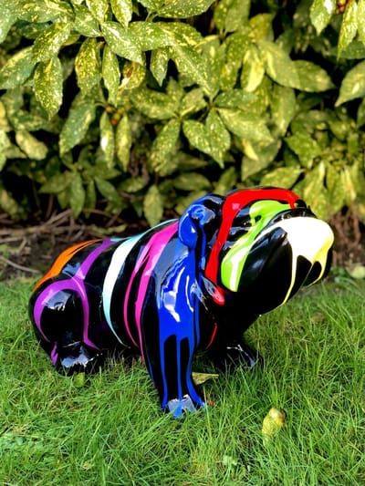 Engelse buldog druppel zwart zit squishy face 35 cm hoog - polyester - polystone - hoogkwalitatieve kunststof - decoratiefiguur - interieur - accessoire - voor binnen - voor buiten - cadeau - geschenk - tuinfiguur - tuinbeeld - nieuwjaar - verjaardag