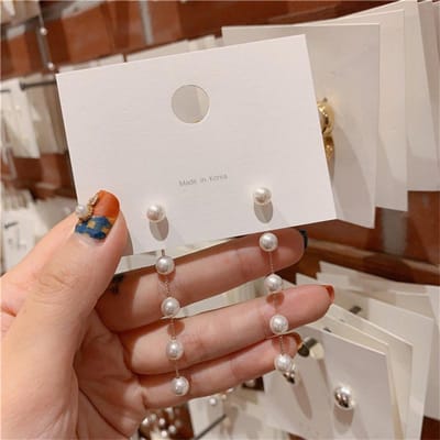 Nieuwe Oorbellen met Lange Kwastjes Zwart Joker Gecontracteerd Metalen Bal Hangende Oorbellen Dames Temperament Mode Sieraden white