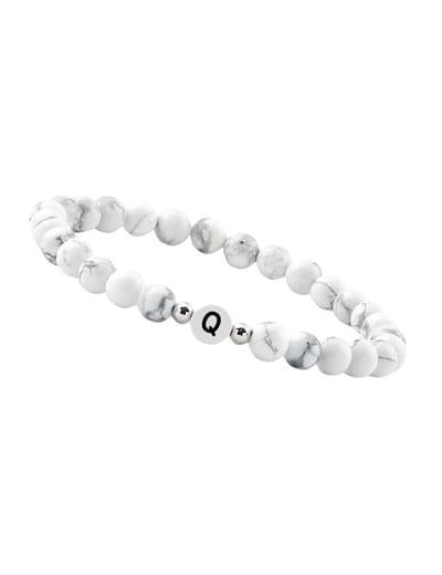 good.designs Parelarmband van howlietstenen met de letter Q