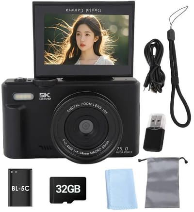 Milova Vlog- en foto camera - Met WiFi en flipscreen - 75MP - 32GB SD-kaart - Fotografie - Vloggen - Videorecorder - Digitale camera