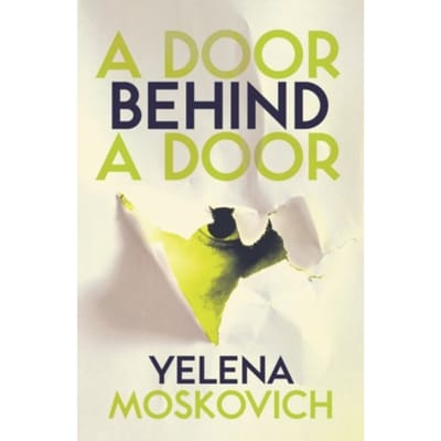 Een Deur Achter een Deur door Yelena Moskovich Paperback Boek 9781910312933