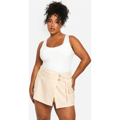 boohoo Dames Plus Tailored Buckle Skort | Ecru | Maat: 54
