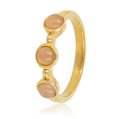 My Bendel - Goudkleurige Ring met Drie Rose Quartz Edelstenen - Goudkleurige Ring - Drie Rose Quartz Edelstenen - Tijdloze Charme - met Luxe Cadeauverpakking | Sieraden Voor Dames | Maat 18.00 Mm / Maat 57