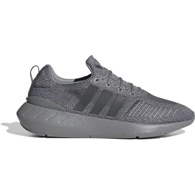 Baskets adidas Swift Run 22