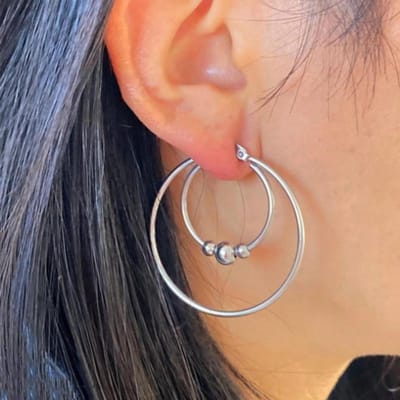 Boucle d'oreille créole en acier inoxydable avec grosse perle ronde exagérée pour femmes hommes Design lisse Boucle d'oreille à double anneau vintage Bijoux Personnalité argenté