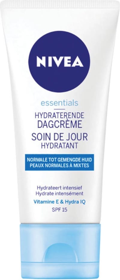 NIVEA Dagcrème Hydraterend SPF 15 - 3 x 50 ml - Voordeelverpakking