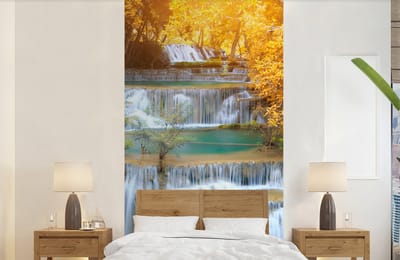 Behang - Fotobehang Waterval - Herfst - Bomen - Bruin - Water - Breedte 120 cm x hoogte 240 cm