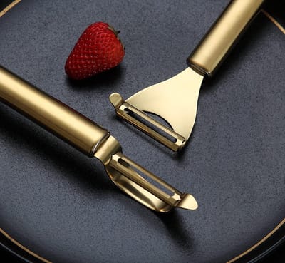 Duurzame Aardappel Schiller Set van 2 Stuks, Sterk en Scherp met Titanium Coating voor Efficiënt Keuken Gebruik