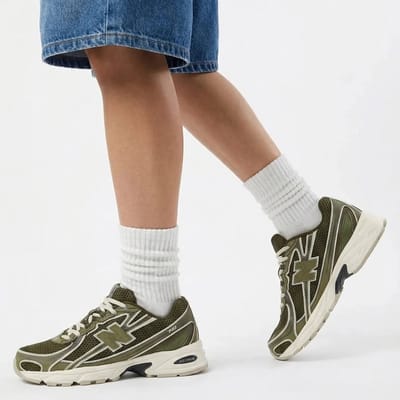 New Balance 740 - Unisex - Khaki - Maat EU 41.5