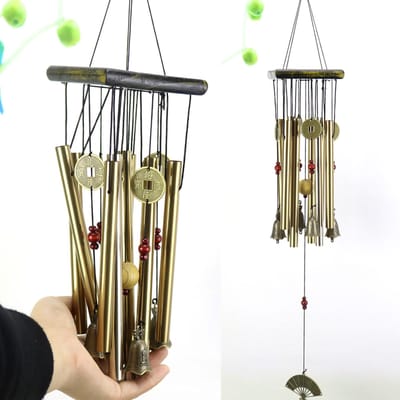 Carillon éolien décoratif en bois avec plusieurs tubes en aluminium, idéal pour une cabane, une porte, une fenêtre ou un bureau.