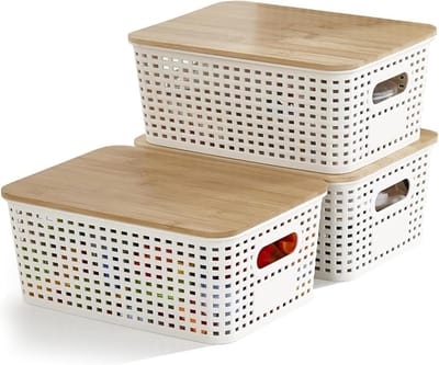 Set van 3 opbergdozen met bamboedeksel, stapelbare kunststof manden met handvatten voor in de badkamer, keuken, slaapkamer en het bureau (25 x 18 x 10 cm, wit)